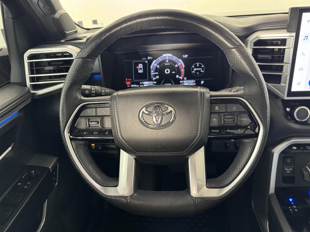 Toyota Tundra Platinum CrewMax 4WD 2024