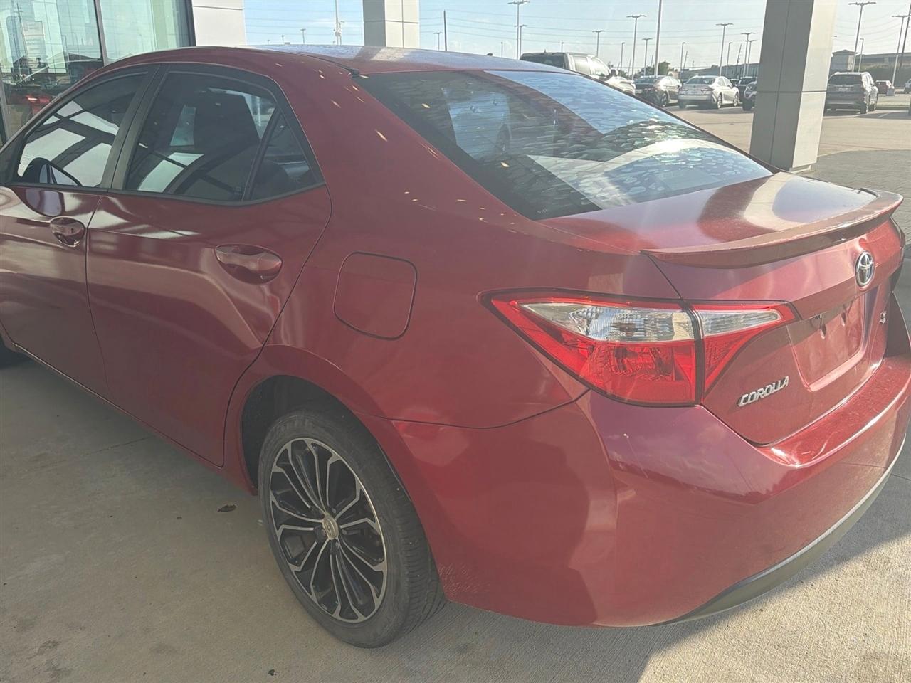 Toyota Corolla LE CVT 2016