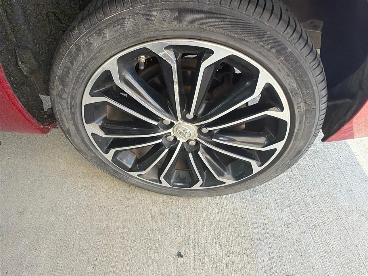 Toyota Corolla LE CVT 2016