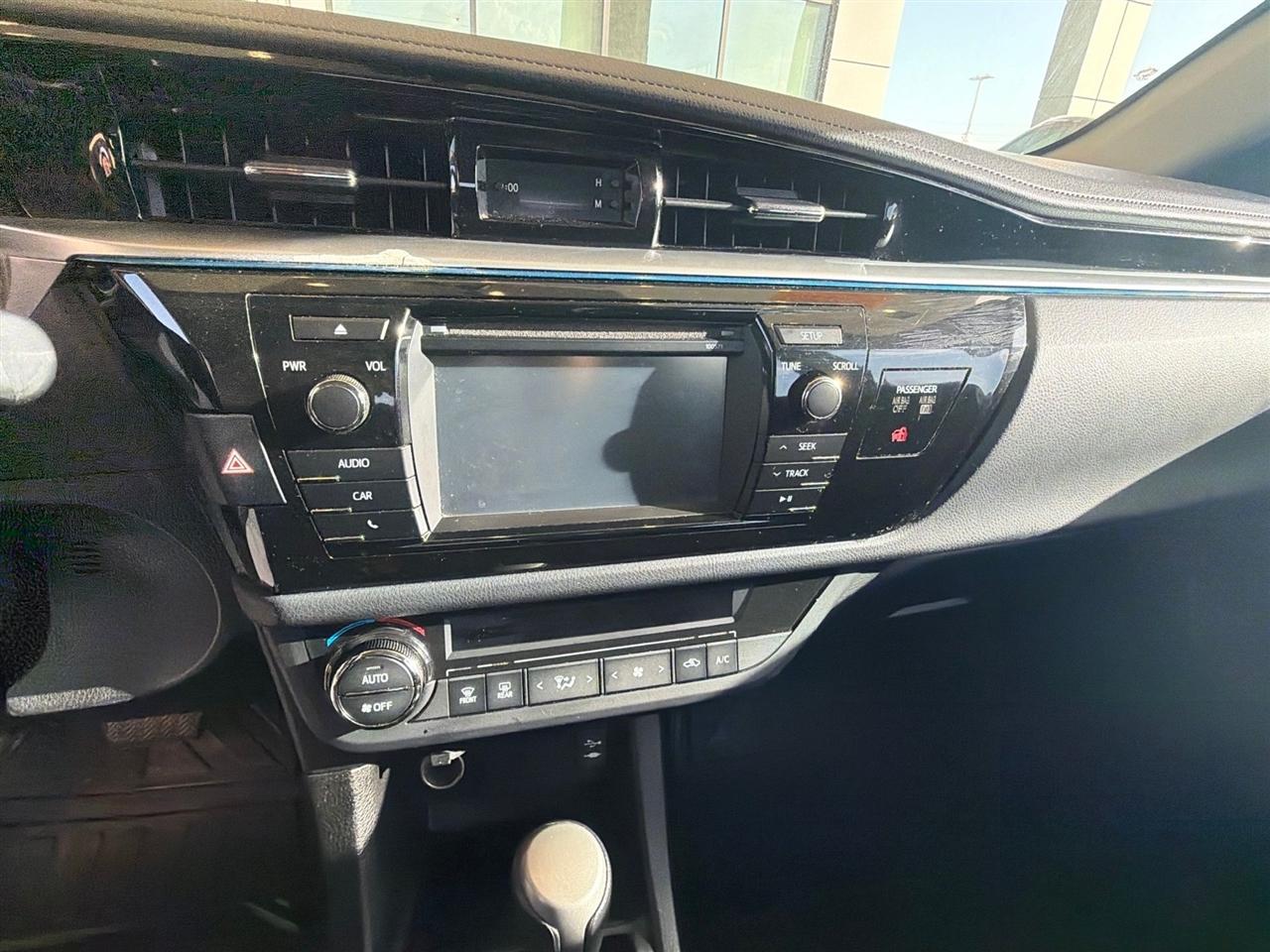 Toyota Corolla LE CVT 2016