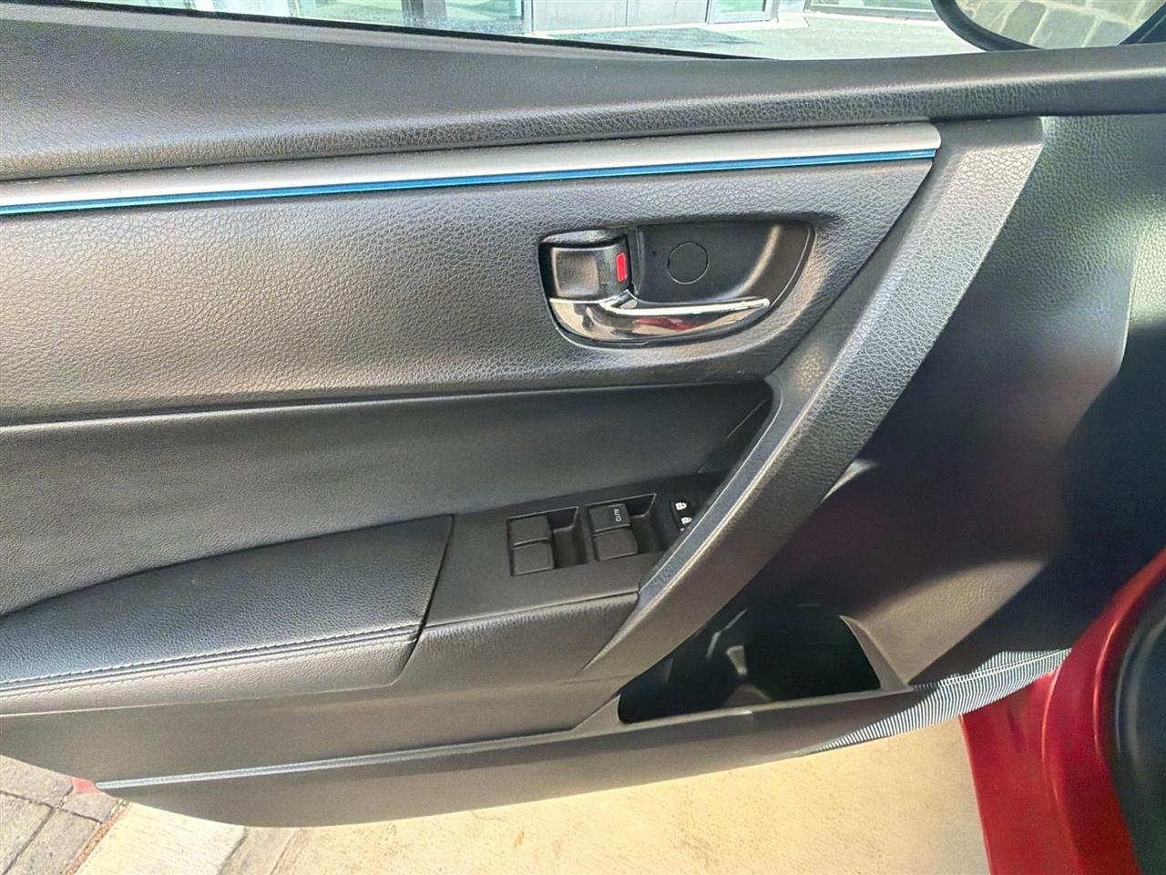 Toyota Corolla LE CVT 2016