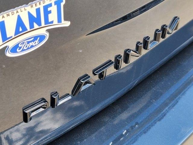 Ford Expedition MAX Platinum 4WD 2025