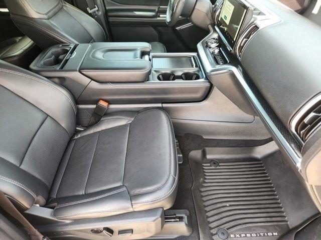 Ford Expedition MAX Platinum 4WD 2025