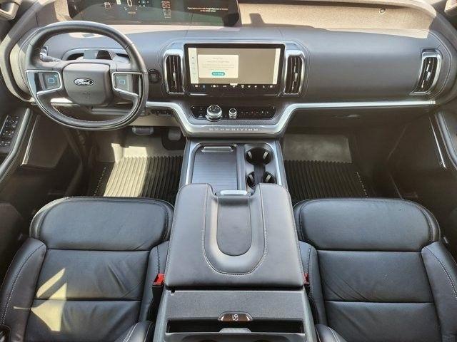 Ford Expedition MAX Platinum 4WD 2025