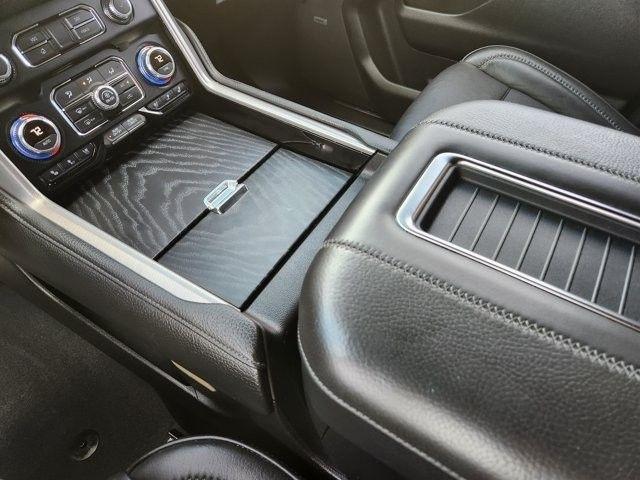GMC Yukon Denali 2WD 2022