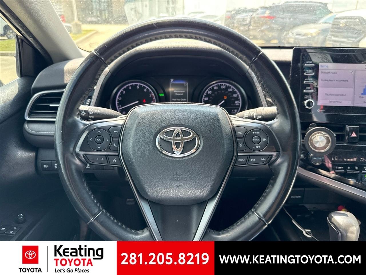 Toyota Camry SE 2023