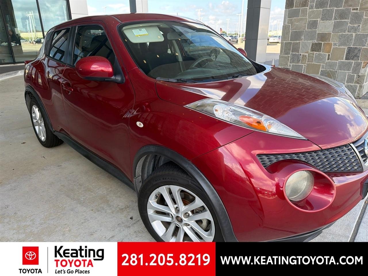 Nissan Juke S FWD 2011