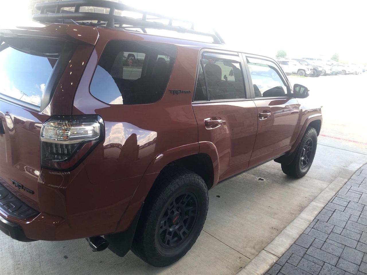 Toyota 4Runner TRD PRO 4WD 2024