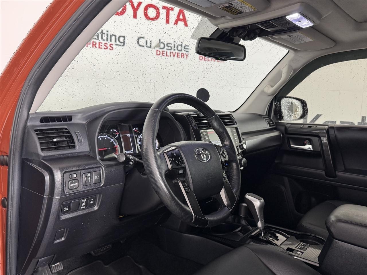 Toyota 4Runner TRD PRO 4WD 2024
