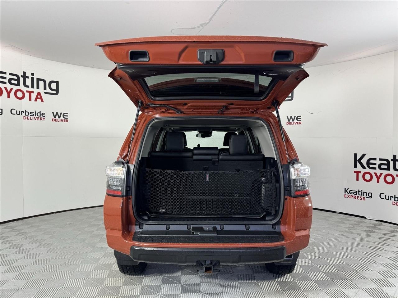 Toyota 4Runner TRD PRO 4WD 2024