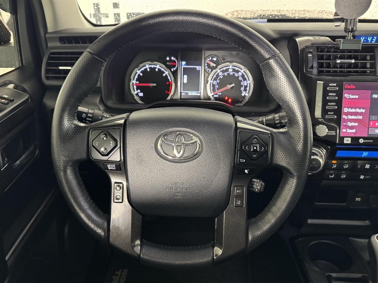 Toyota 4Runner TRD PRO 4WD 2024