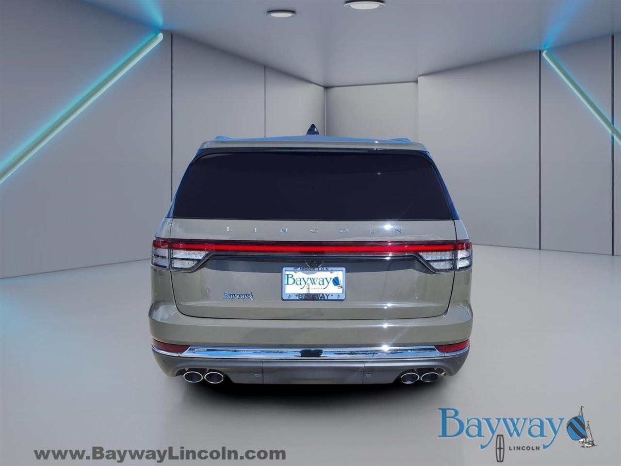 Lincoln Aviator Reserve AWD 2025