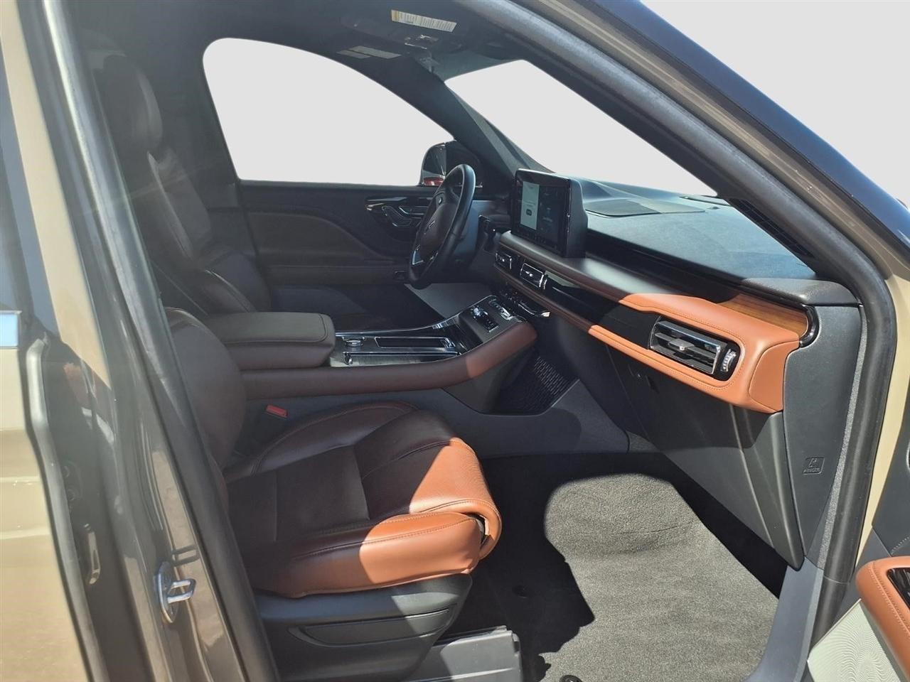 Lincoln Aviator Reserve AWD 2025