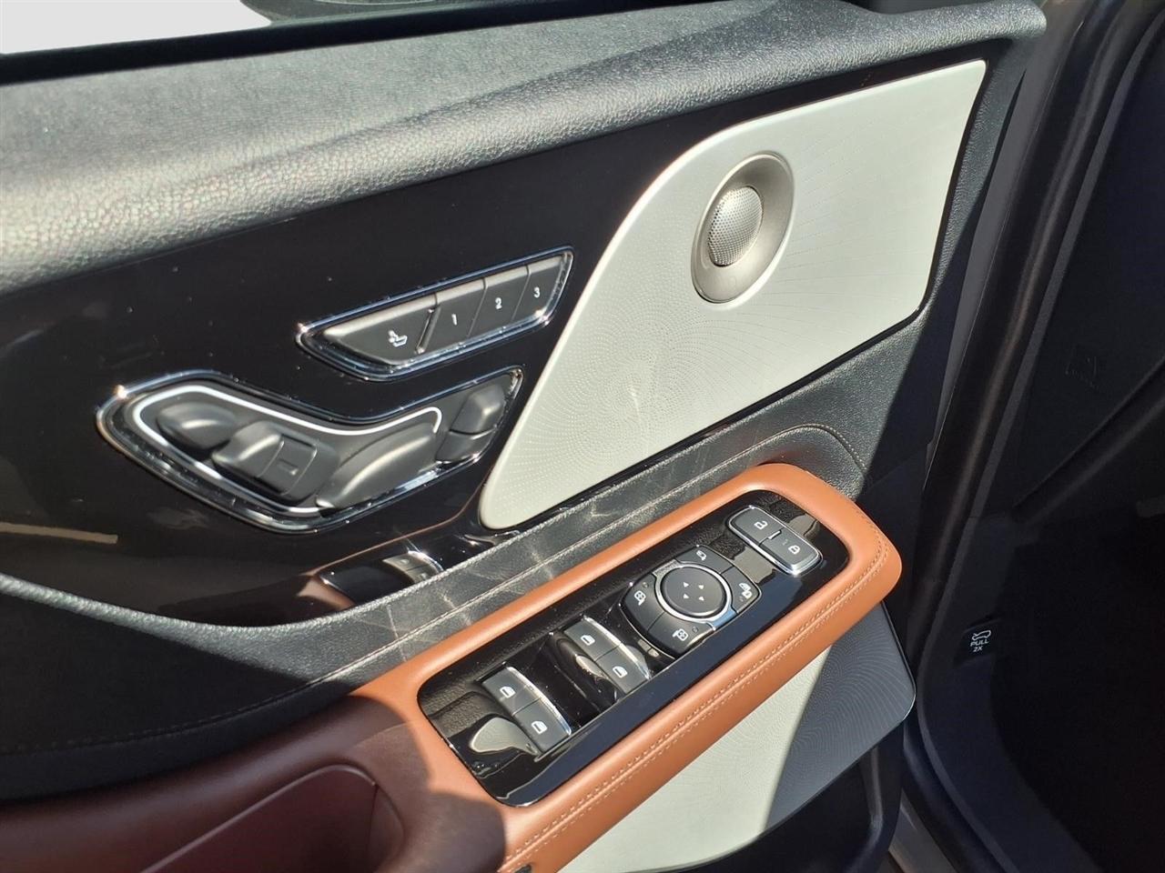 Lincoln Aviator Reserve AWD 2025