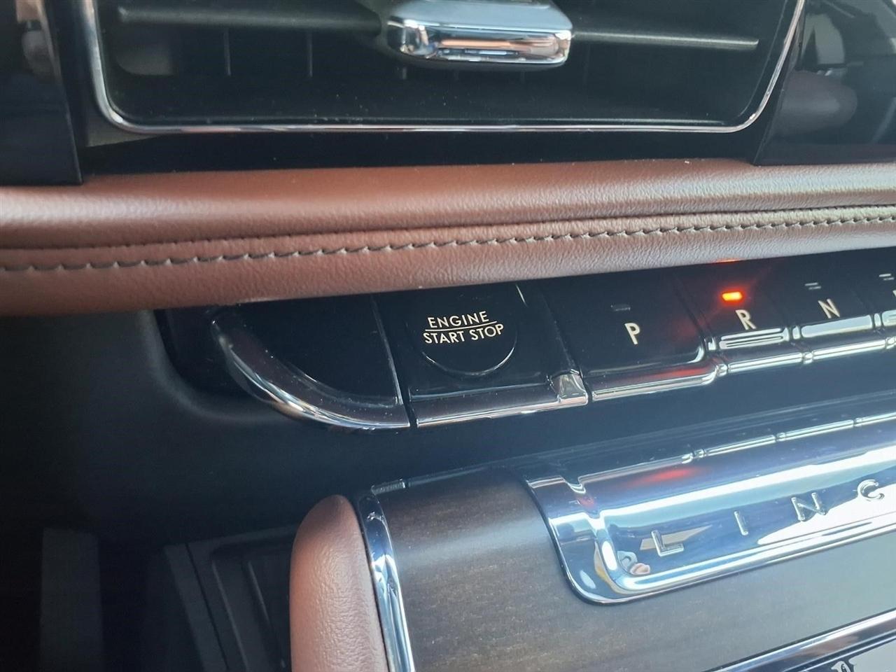 Lincoln Aviator Reserve AWD 2025