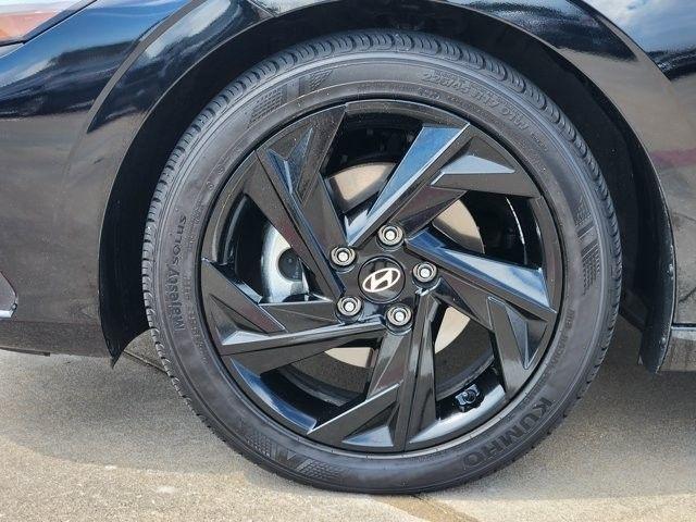 Hyundai Elantra SEL Sport 2026