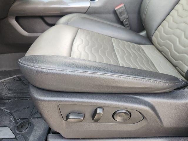 Chevrolet Silverado 1500 ZR2 Crew Cab 4WD 2025