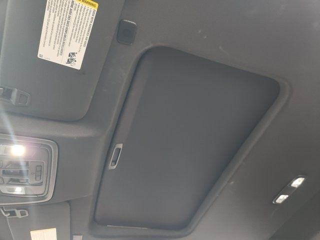 Chevrolet Silverado 1500 ZR2 Crew Cab 4WD 2025