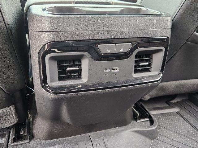 Chevrolet Silverado 1500 ZR2 Crew Cab 4WD 2025