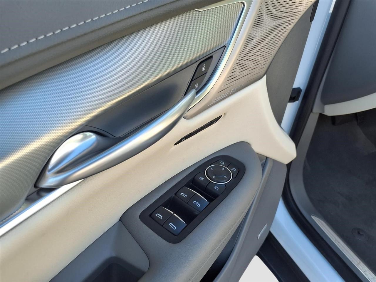 Cadillac XT5 Premium Luxury 2025