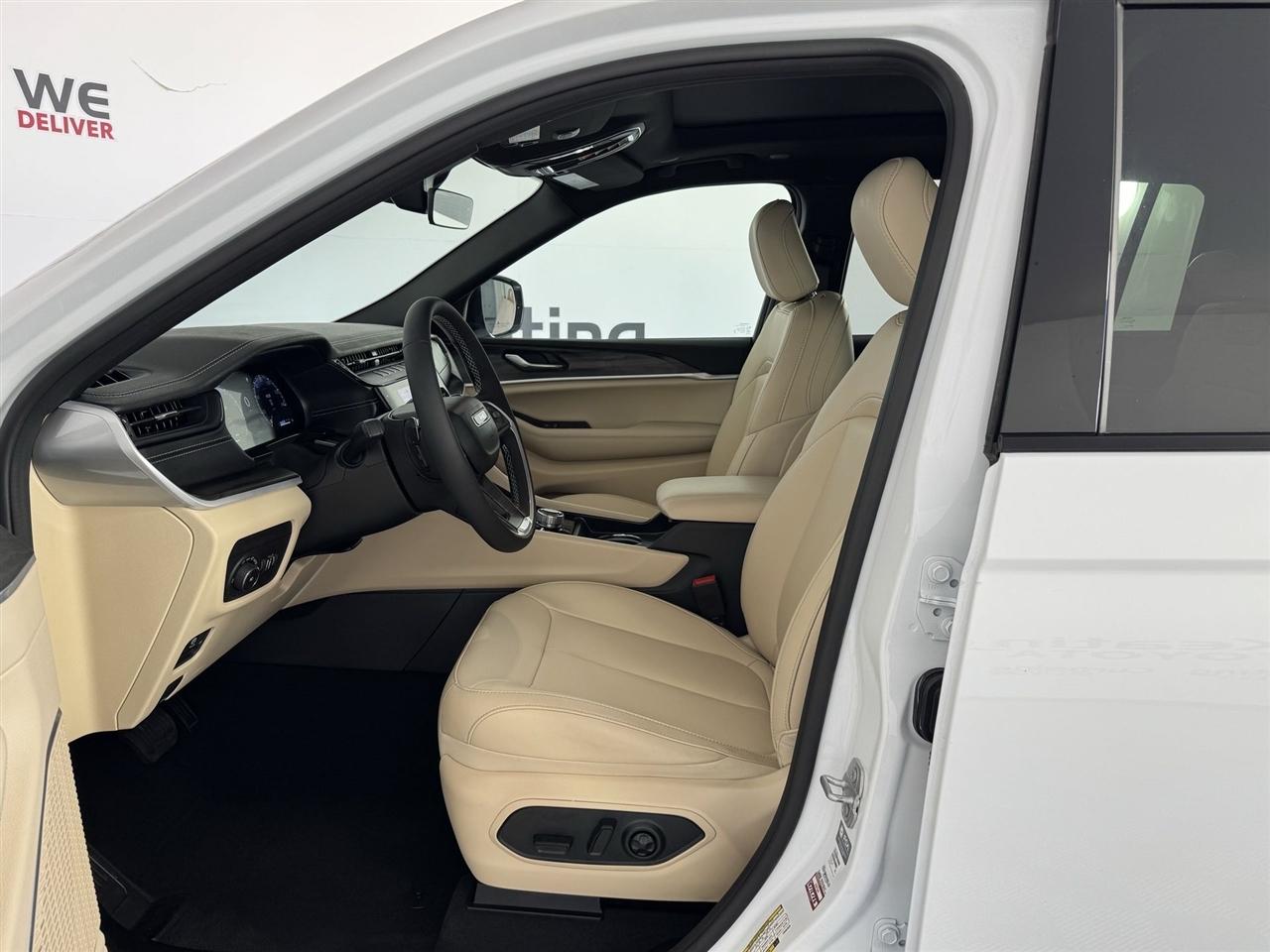 Jeep Grand Cherokee L Limited 4WD 2026
