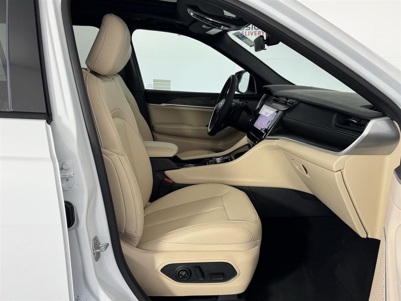 Jeep Grand Cherokee L Limited 4WD 2026