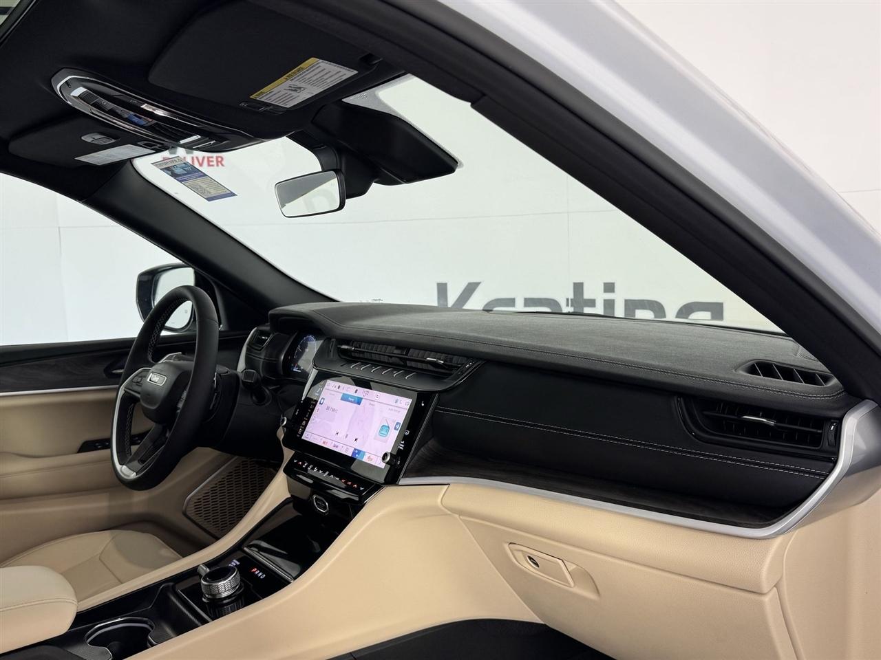 Jeep Grand Cherokee L Limited 4WD 2026