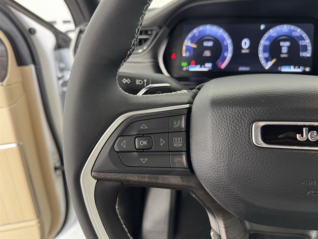 Jeep Grand Cherokee L Limited 4WD 2026