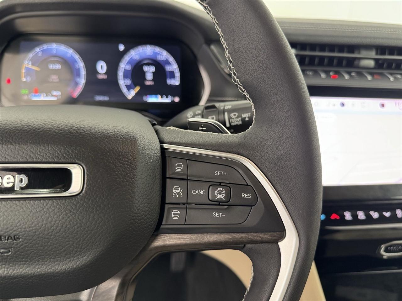Jeep Grand Cherokee L Limited 4WD 2026