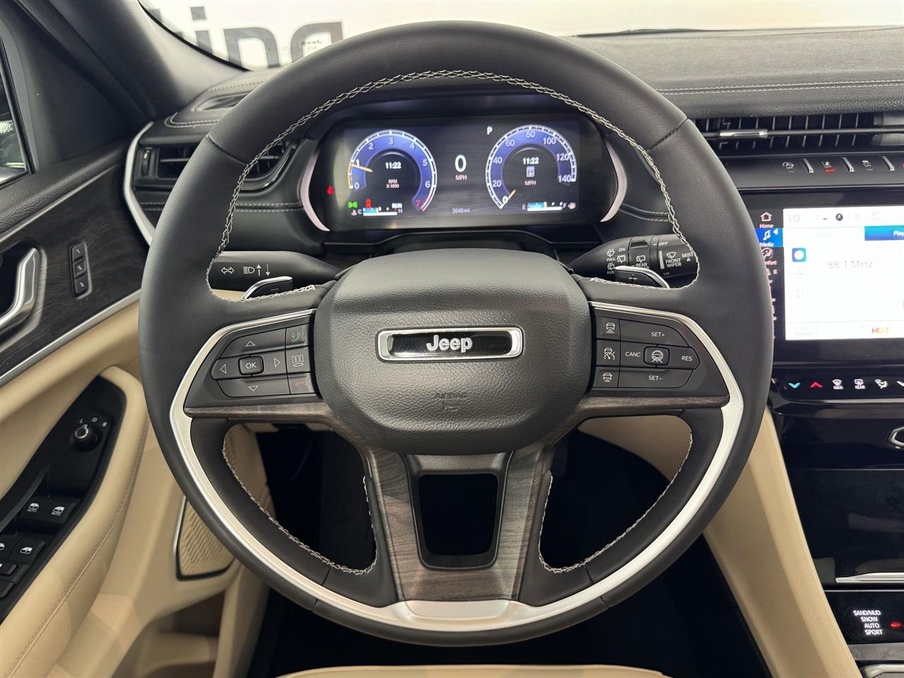 Jeep Grand Cherokee L Limited 4WD 2026