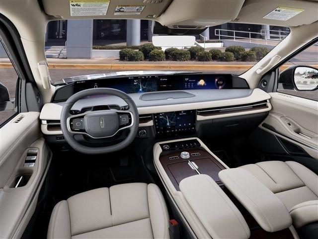 Lincoln Navigator Premiere 2027