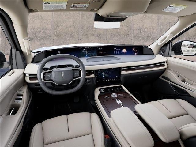 Lincoln Navigator Premiere 2027