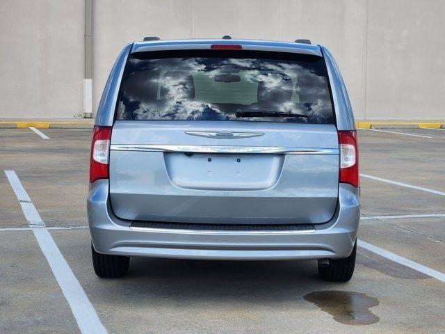 Chrysler Town & Country Touring 2014