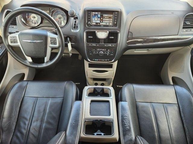 Chrysler Town & Country Touring 2014