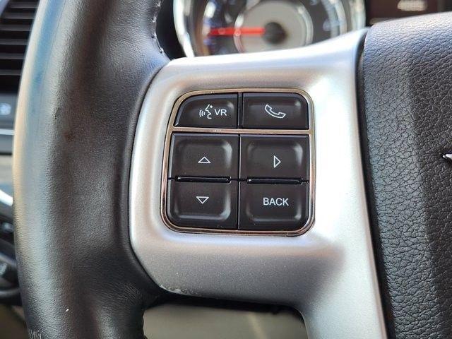 Chrysler Town & Country Touring 2014