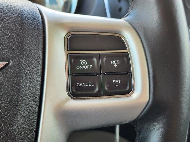 Chrysler Town & Country Touring 2014