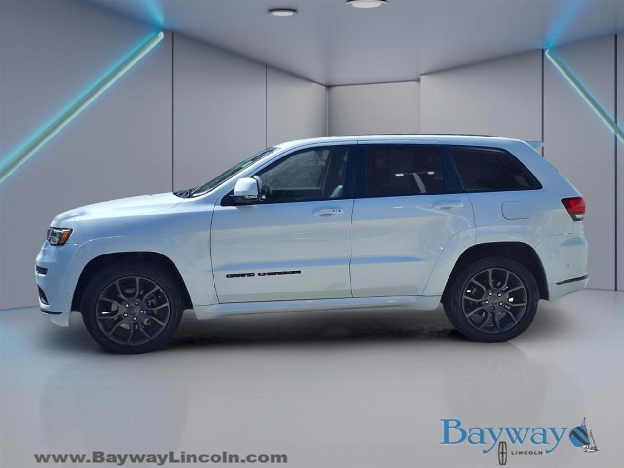 Jeep Grand Cherokee Overland 2WD 2020