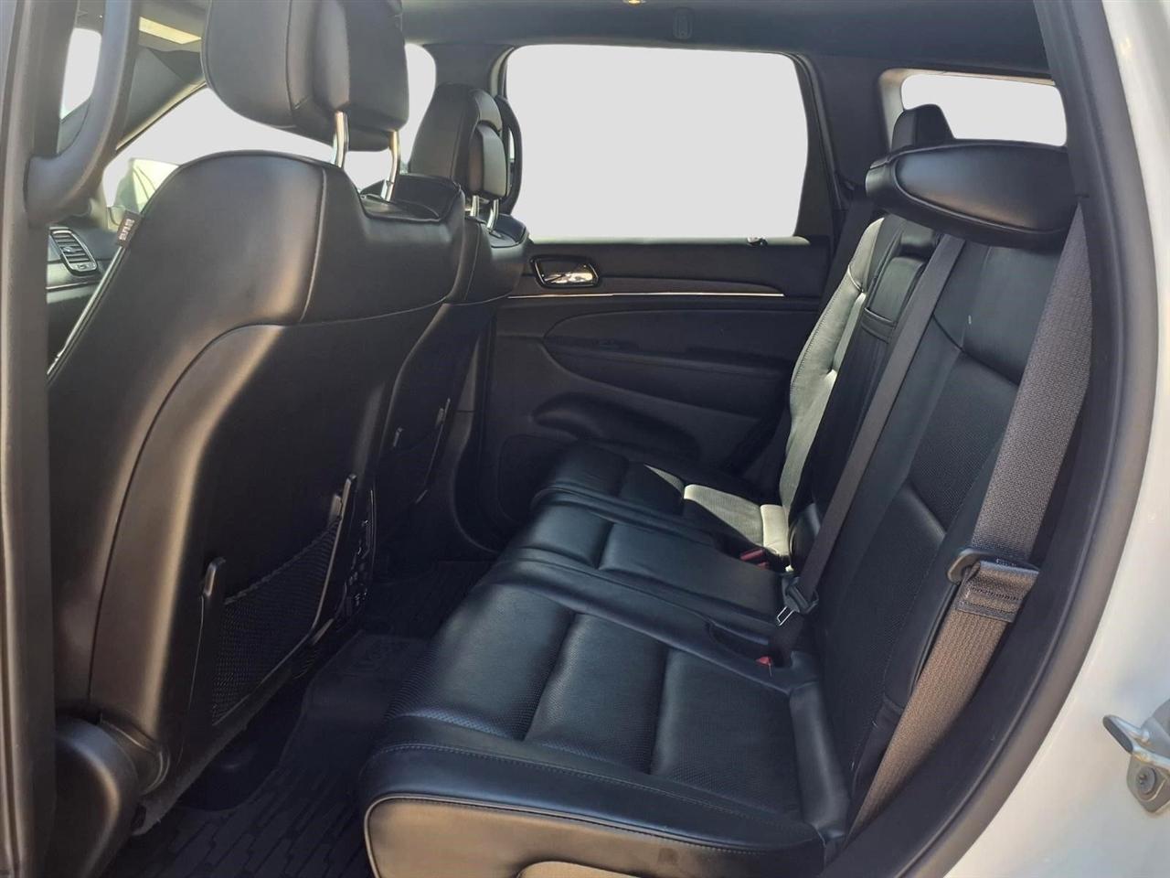 Jeep Grand Cherokee Overland 2WD 2020