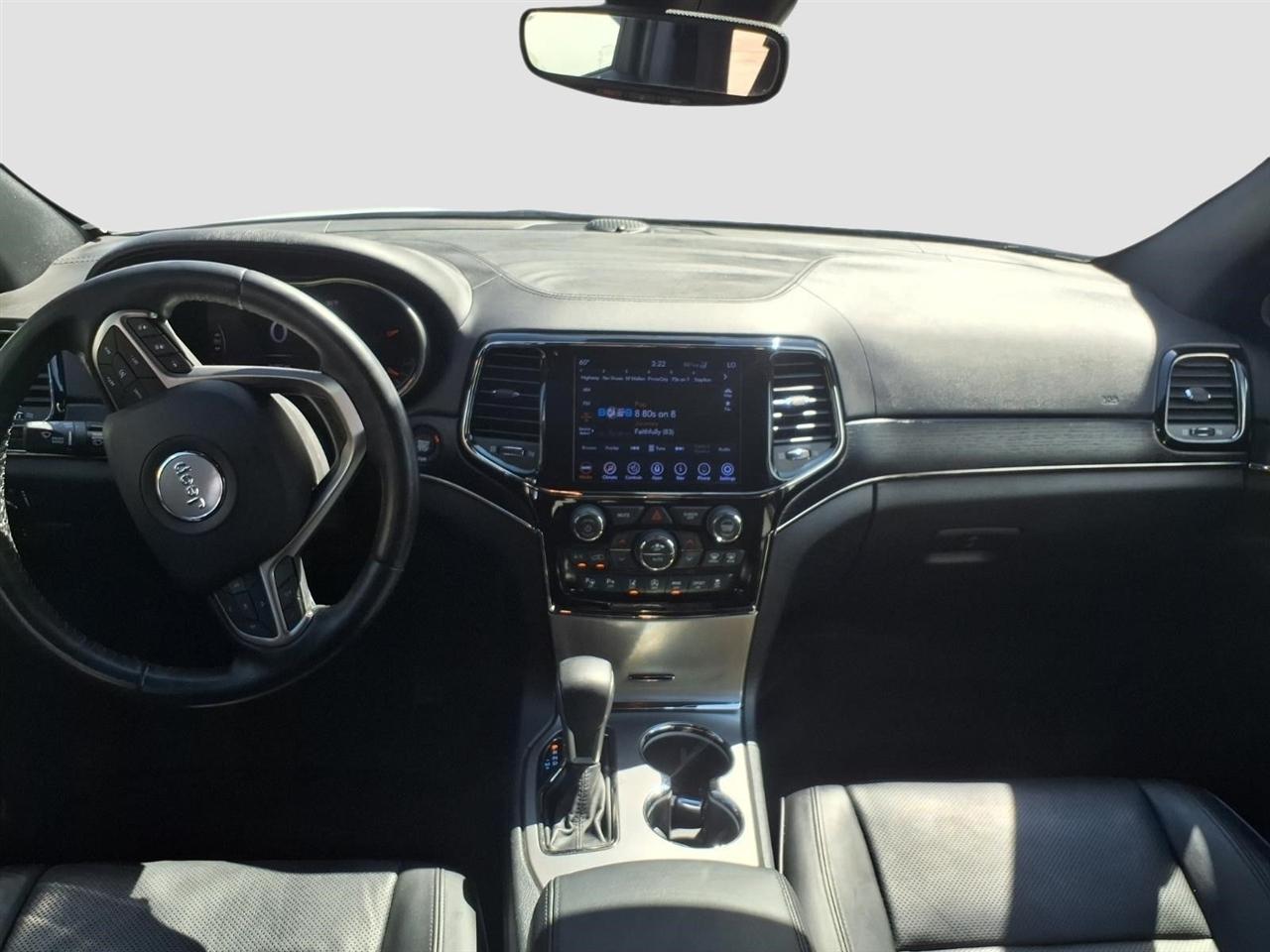 Jeep Grand Cherokee Overland 2WD 2020