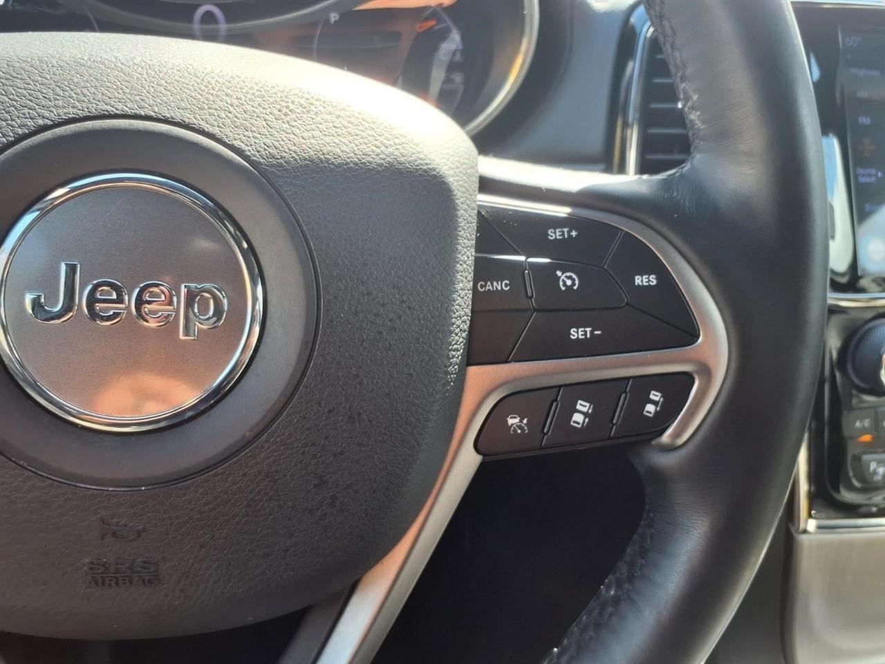 Jeep Grand Cherokee Overland 2WD 2020