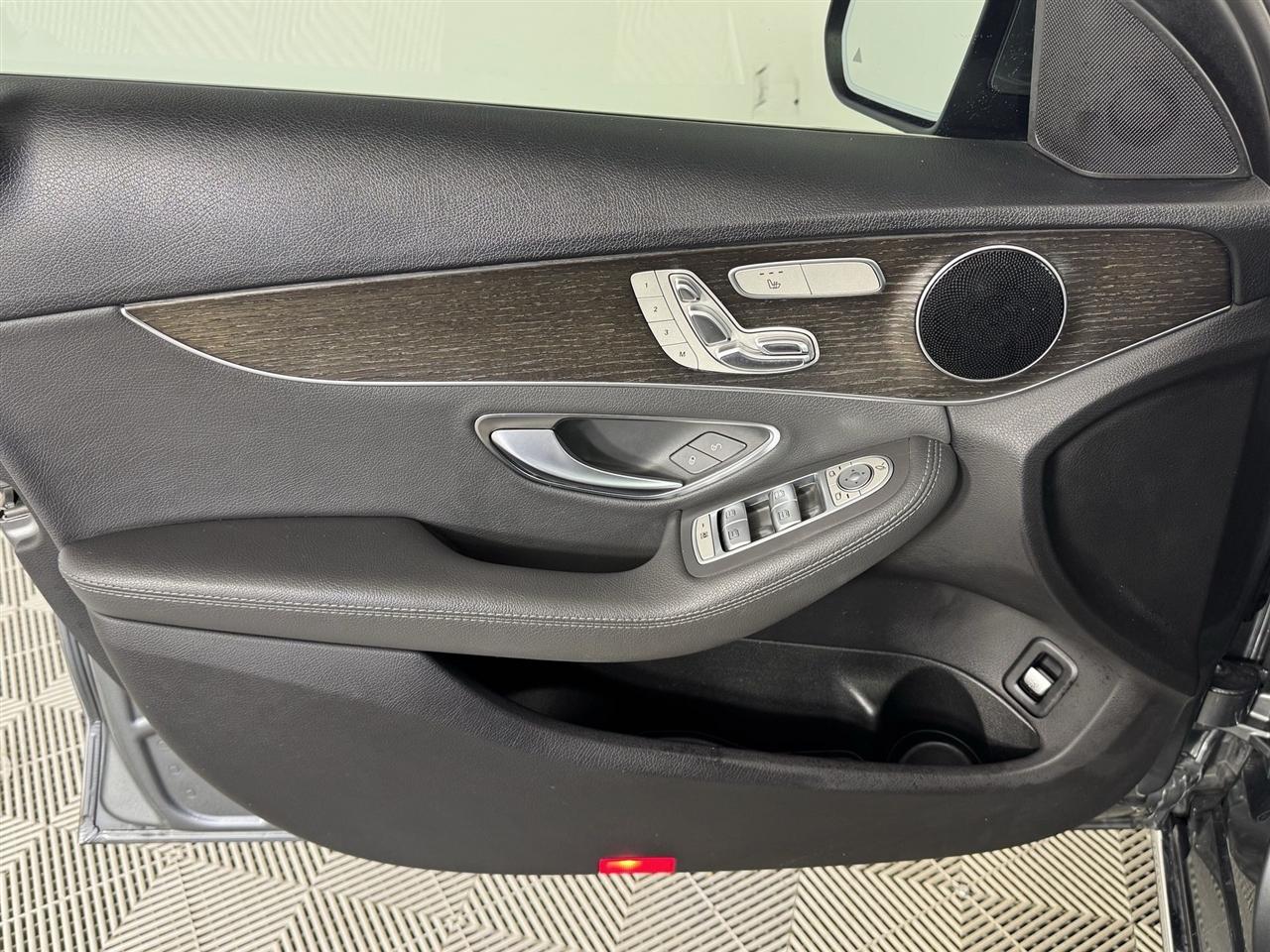 Mercedes-Benz C-Class C300 Sedan 2019