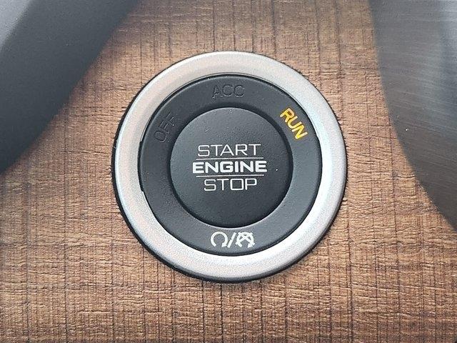 RAM 1500 Longhorn Crew Cab SWB 4WD 2023