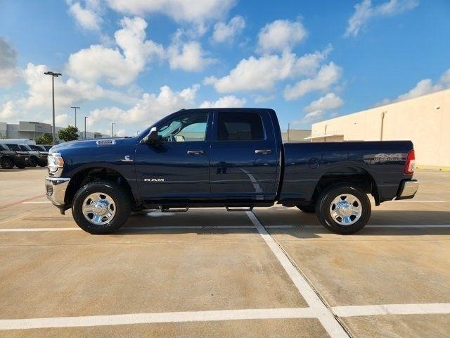 RAM 2500 Tradesman Crew Cab SWB 4WD 2022