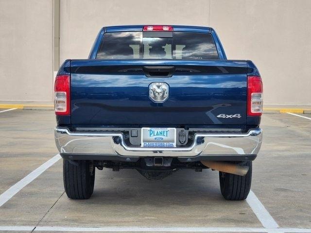 RAM 2500 Tradesman Crew Cab SWB 4WD 2022