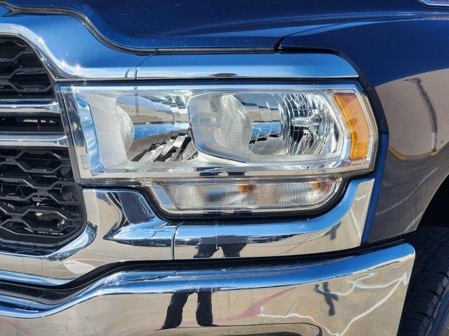 RAM 2500 Tradesman Crew Cab SWB 4WD 2022
