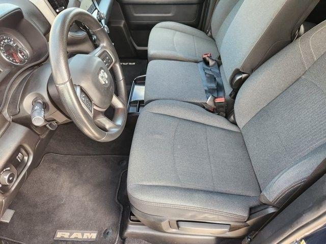 RAM 2500 Tradesman Crew Cab SWB 4WD 2022