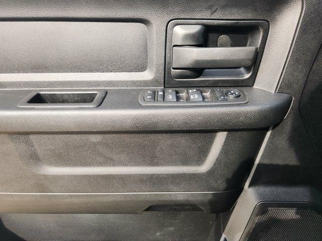 RAM 2500 Tradesman Crew Cab SWB 4WD 2022