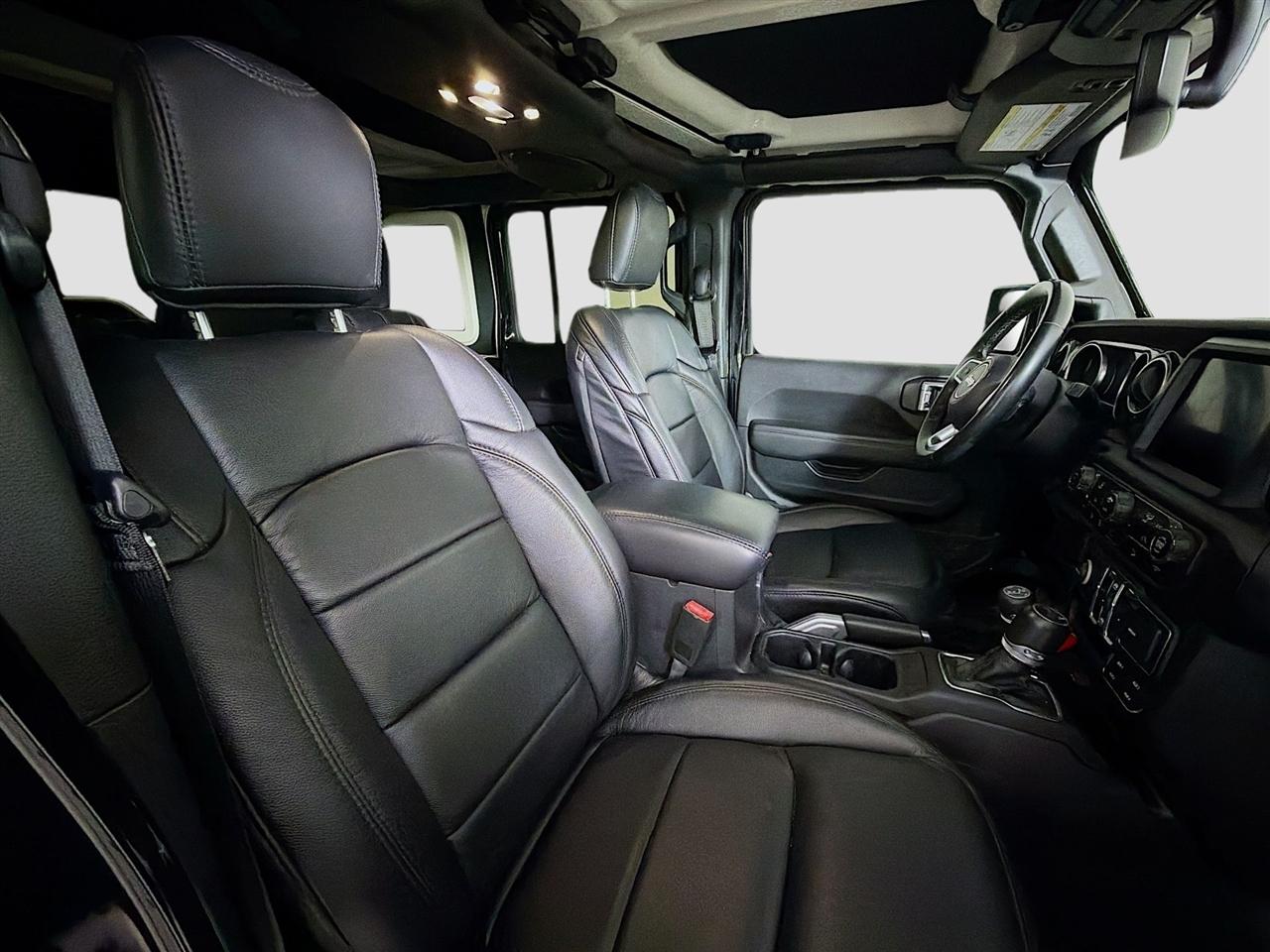 Jeep Wrangler Unlimited Sahara 2020