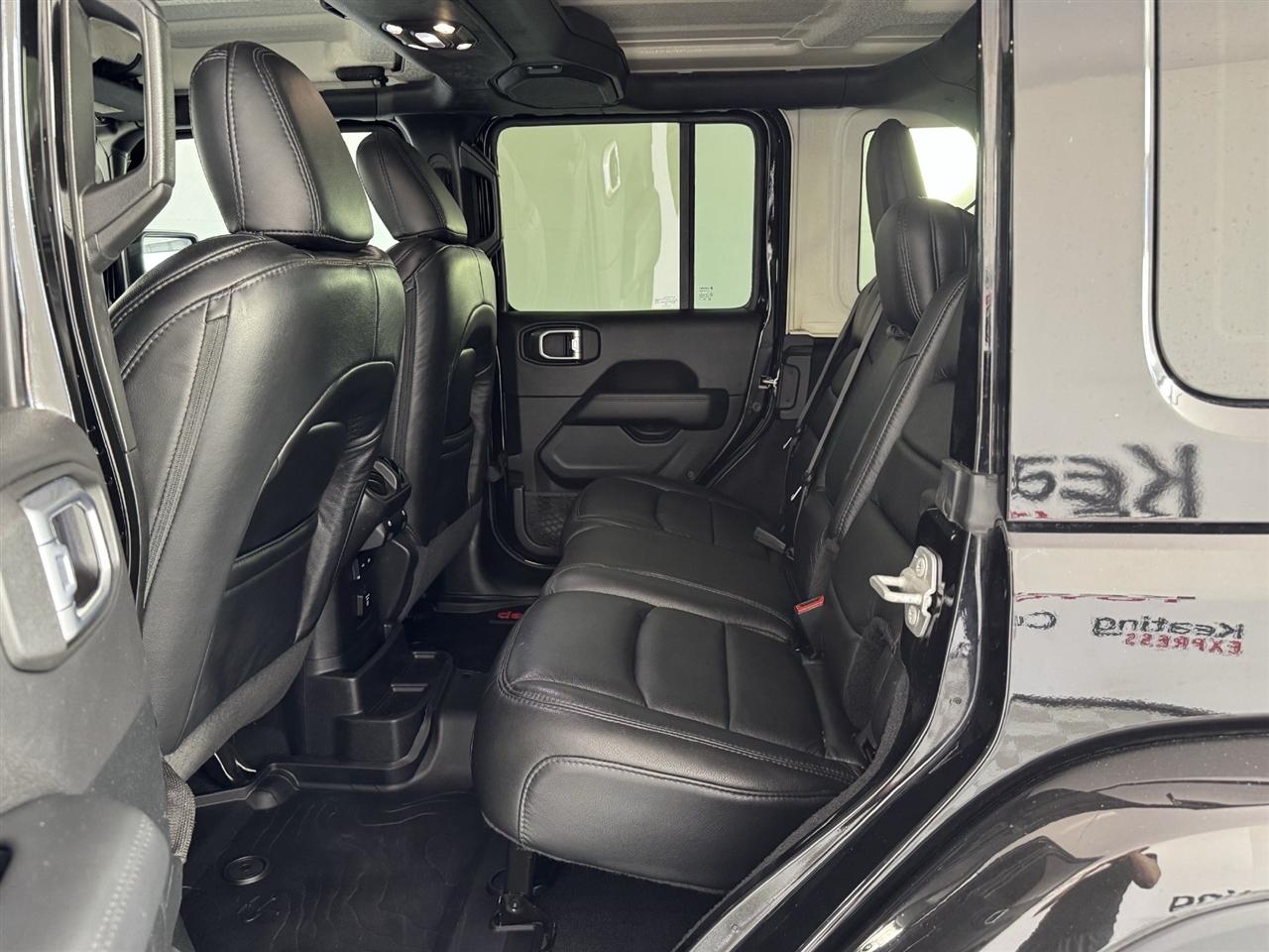 Jeep Wrangler Unlimited Sahara 2020
