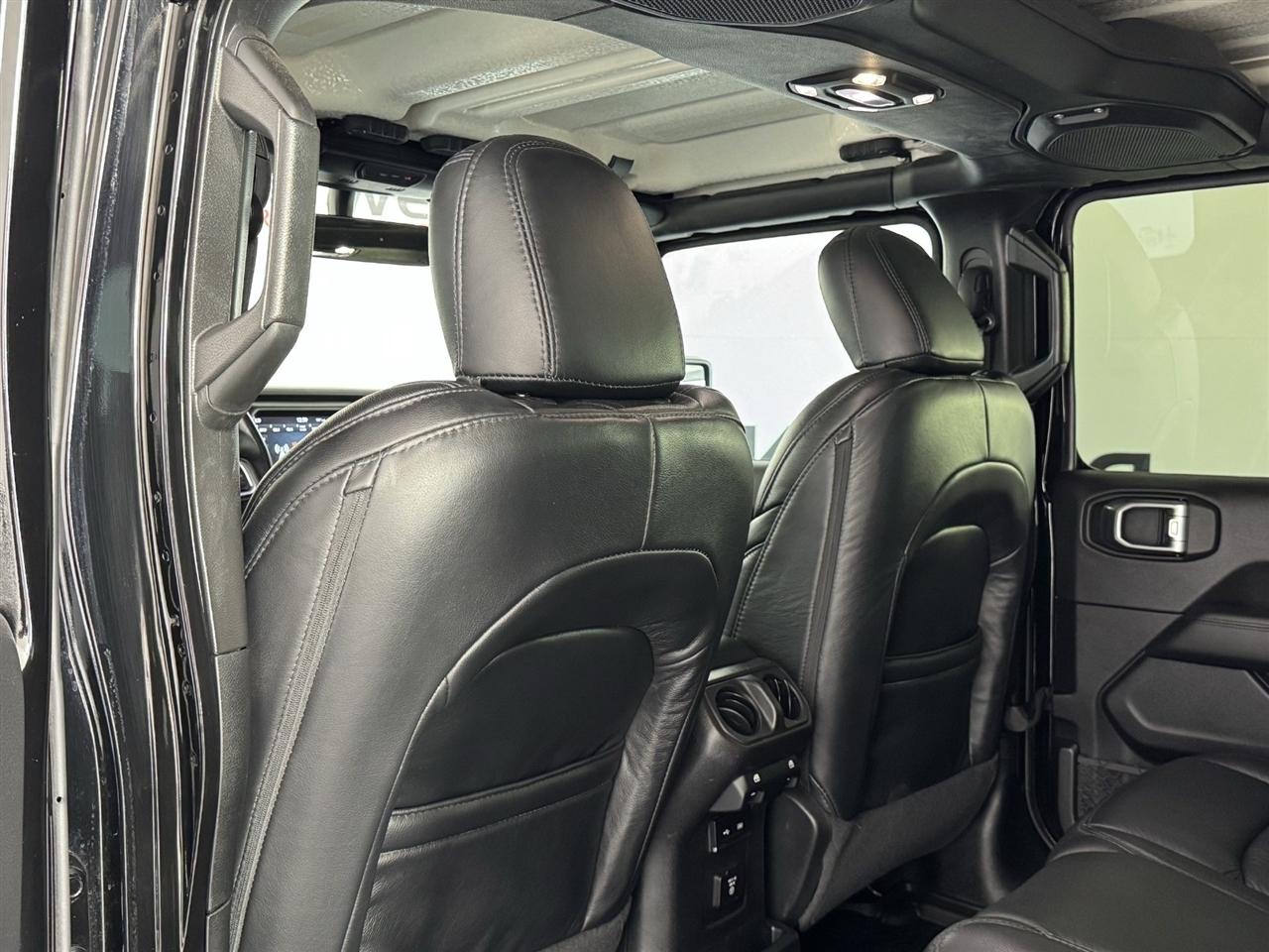 Jeep Wrangler Unlimited Sahara 2020